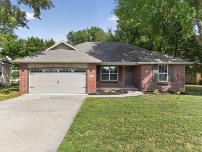 820 S Trail Point Court, Nixa, MO, 65714