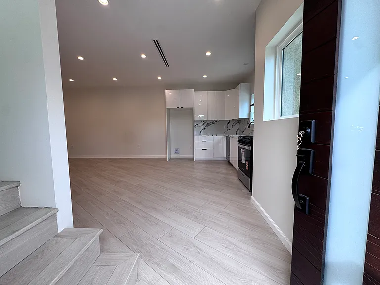 10789 Las Lunitas Ave #10787 — Photo 10