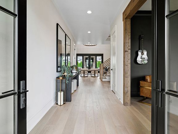 4th image of 5729 Bridgemore Blvd