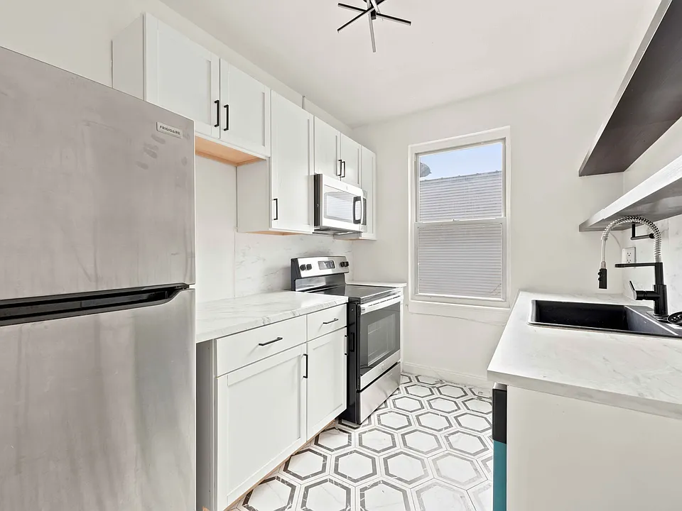 38-18 47th Ave #2