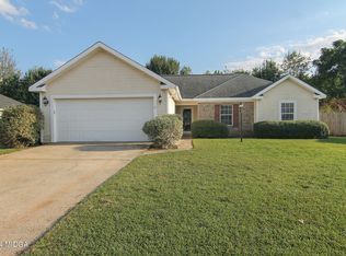 410 Wrasling Way, Bonaire, GA 31005