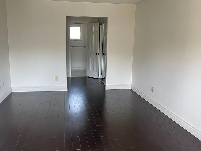 38 Southgate Cres — Photo 15