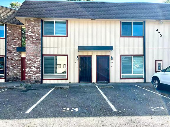 2nd image of 490 Edgewood Dr APT 23