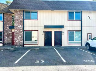 490 Edgewood Dr APT 23, Vacaville, CA 95688