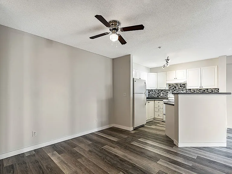 4000 Somervale Ct SW #4105 — Photo 2