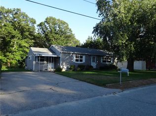 82 Campion Ave, Tiverton, RI 02878