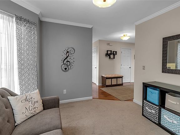 4th image of 23 Park Ln
