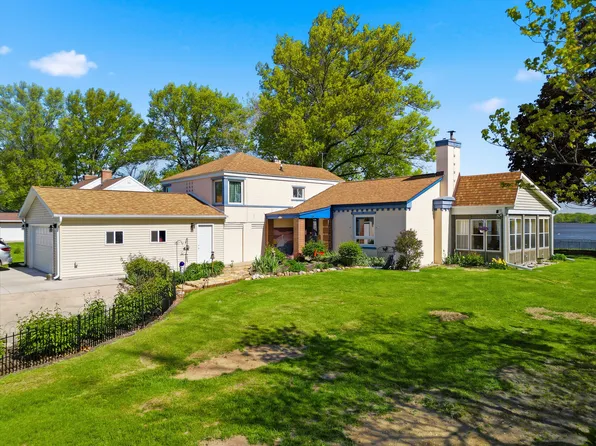 3311 Island View Rd, Rock Falls, IL 61071