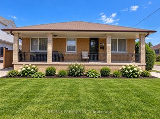 404 Rustic Rd #BASEMENT, Toronto, ON M6L1W7