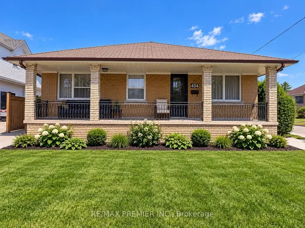 404 Rustic Rd #Basement, Toronto, ON M6L 1W7