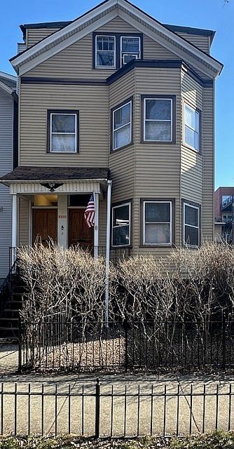 1st image of 2711 N Dayton St