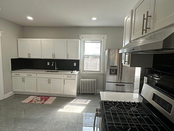 2nd image of 38 Llewellyn Ave #2