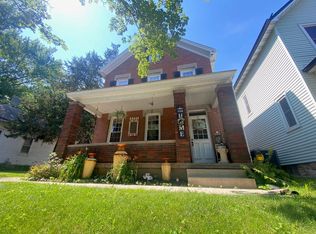 2011 Rhomberg Ave, Dubuque, IA 52001