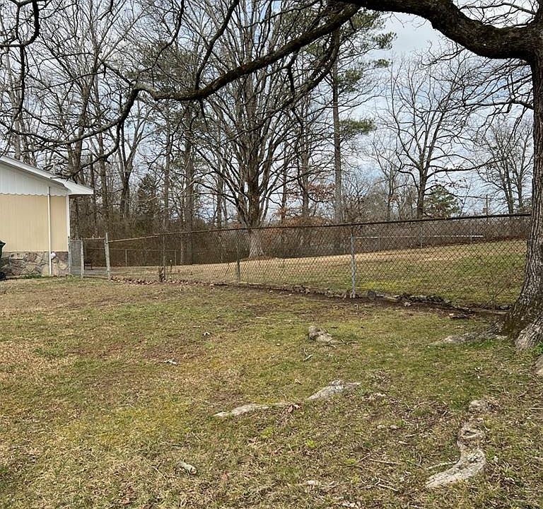 2nd image of 221 Myers St
