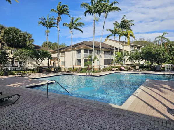 4203 Glenmoor Dr #4203, West Palm Beach, FL 33409