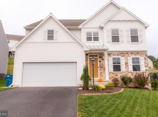 3942 Archer Ln, Columbia, PA 17512