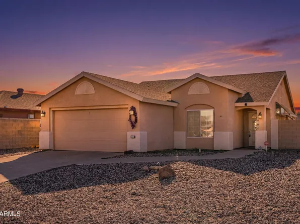 8735 W PINEVETA Drive W, Arizona City, AZ 85123