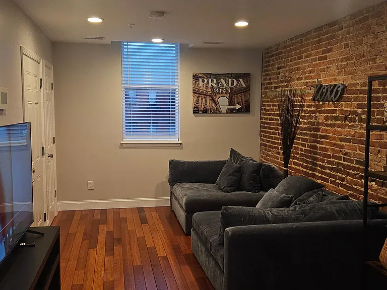 2206 Eutaw Pl #3 — Photo 3