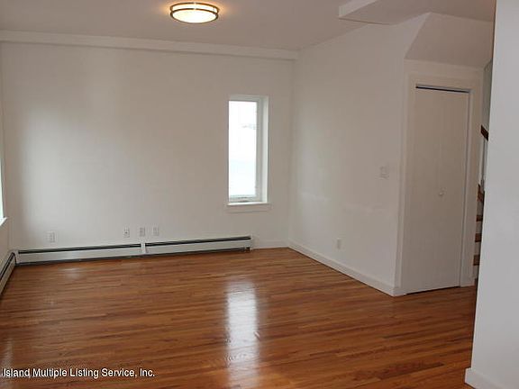 5th image of 223 Mansion Ave