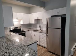 10 Green St, Somersworth, NH 03878