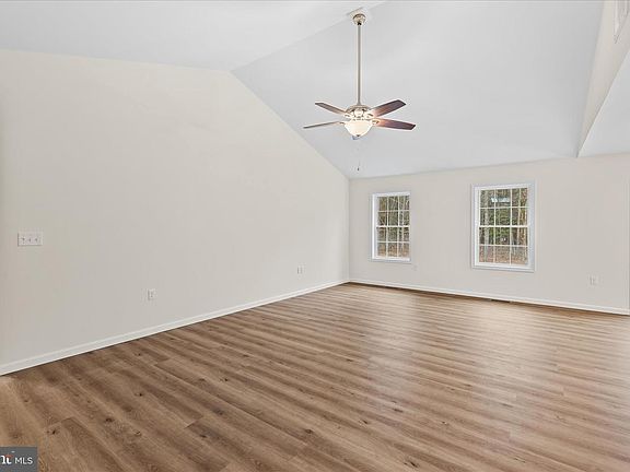5th image of 11507 Ashwood Way