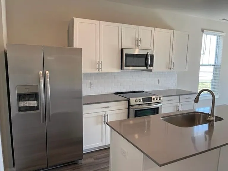 339 Casper Dr — Photo 7