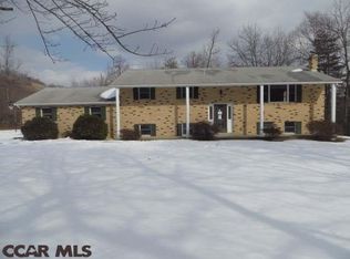 120 Peace Dr, Lewistown, PA 17044