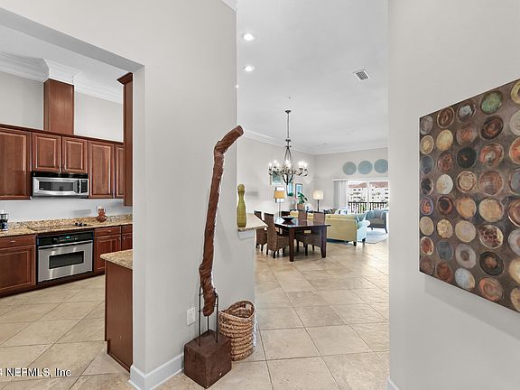 5th image of 13846 ATLANTIC Boulevard #311