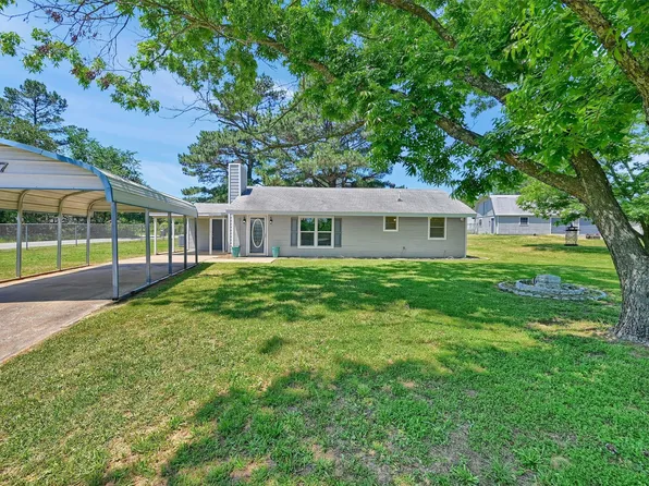 627 Coe Rd, Denison, TX 75021