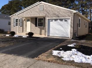 41 Buena Visa Dr, Toms River, NJ 08757