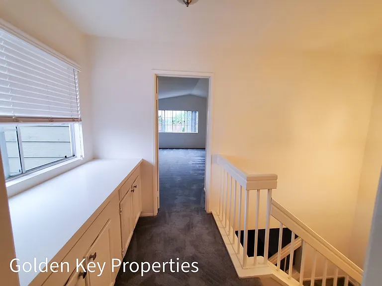2982 Lexington Cir — Photo 9
