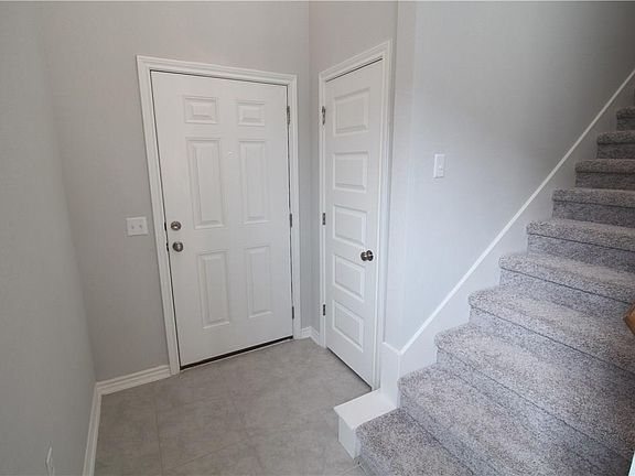 3rd image of 1320 Ambler Dr