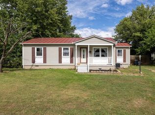 16 Shen Valley Dr, Weyers Cave, VA 24486