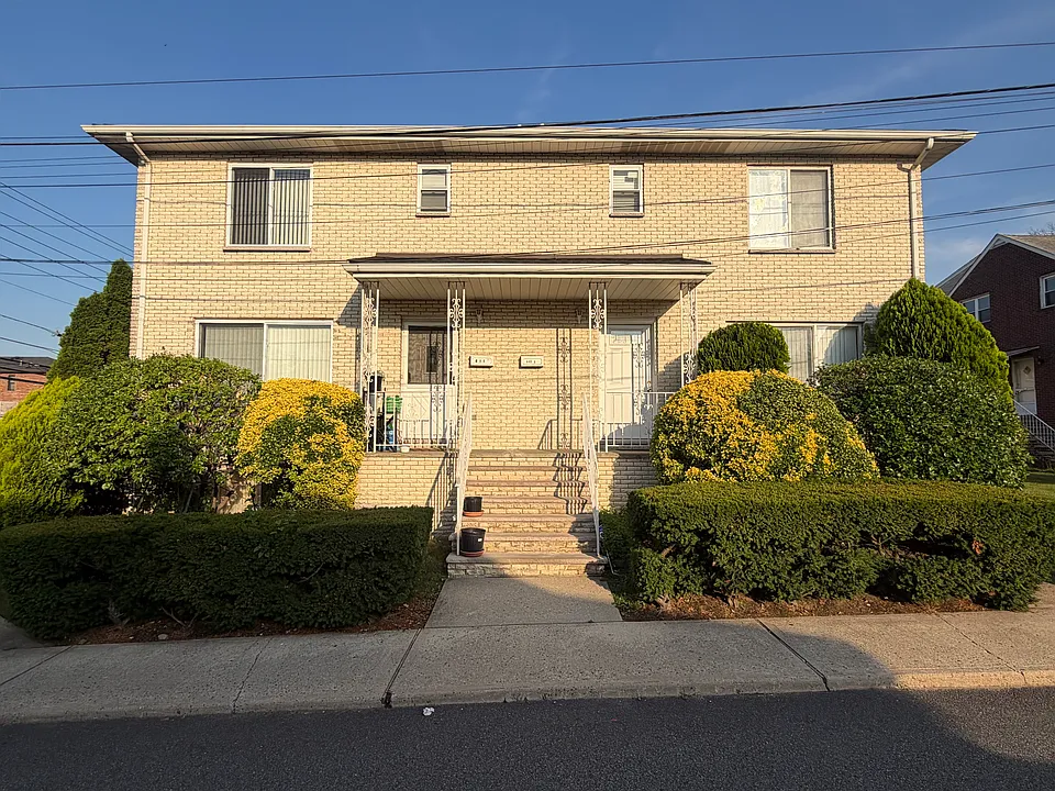 440 Brinkerhoff Ave #B