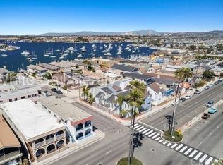 902 W Balboa Blvd, Newport Beach, CA 92661