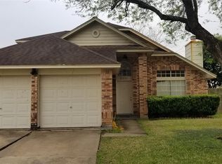 2210 Secretariet Dr, Stafford, TX 77477