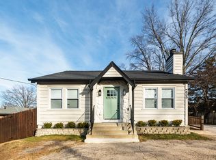 635 Buckley Rd, Saint Louis, MO 63125