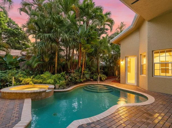 7348 E Country Club Boulevard, Boca Raton, FL 33487