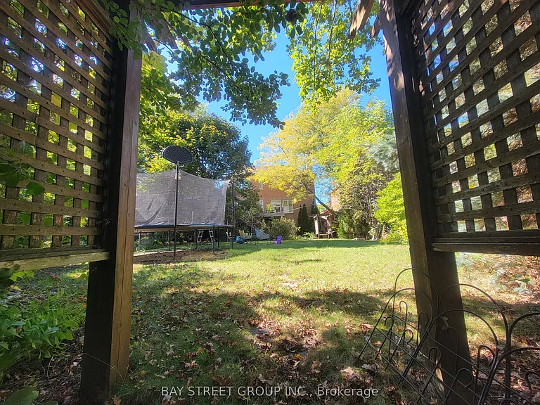 98 Brookeview Dr — Photo 8