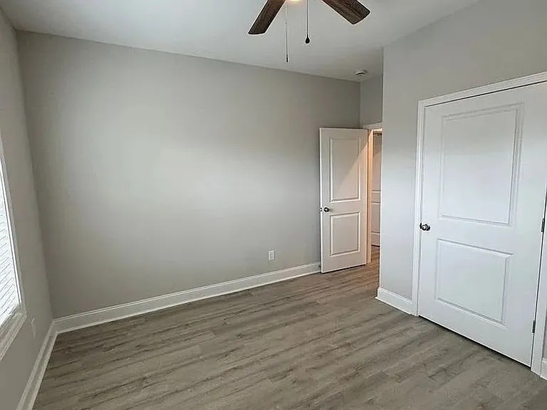 308 Hillview Mills Blvd — Photo 3