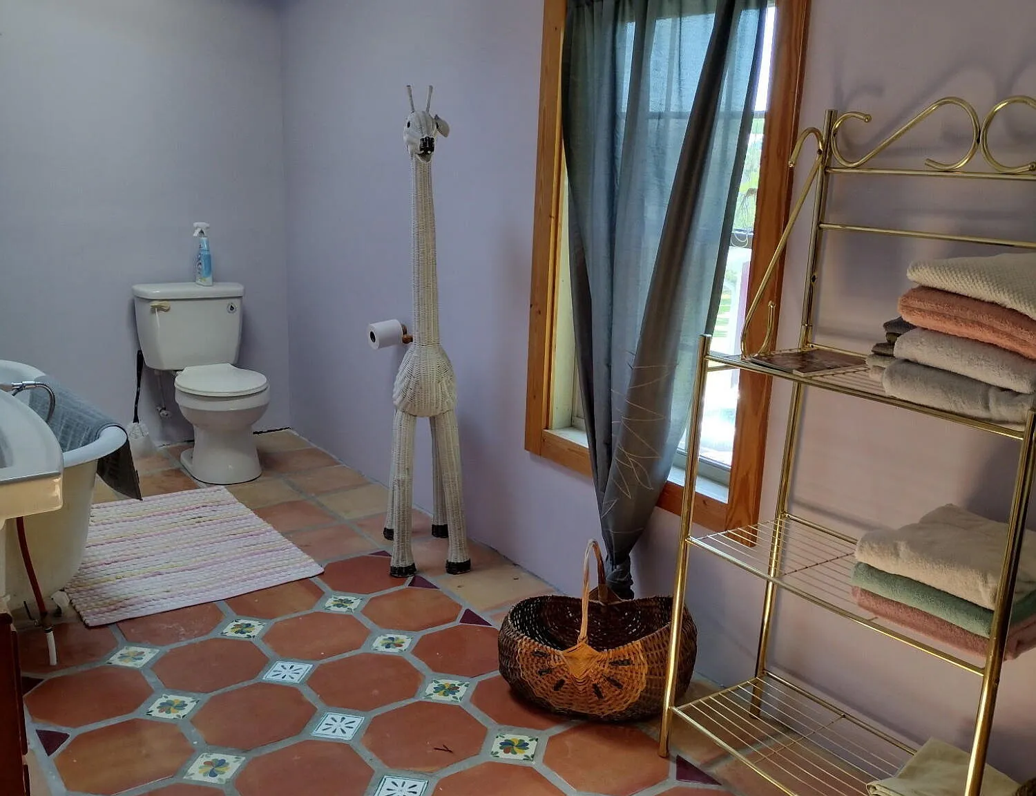 1 bed, 1.0 bath, 3467 sqft, $1,100 — Photo 4