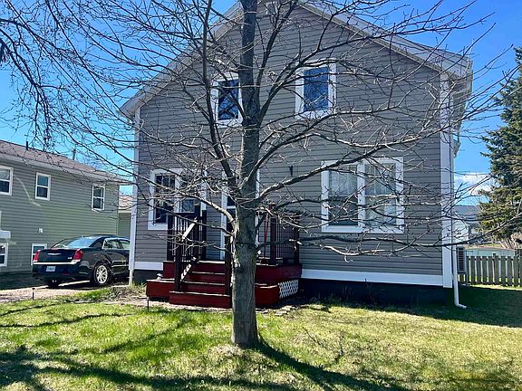 3rd image of 166 N Foord St