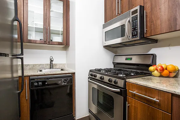 Rented by Verus Real Estate | media 17