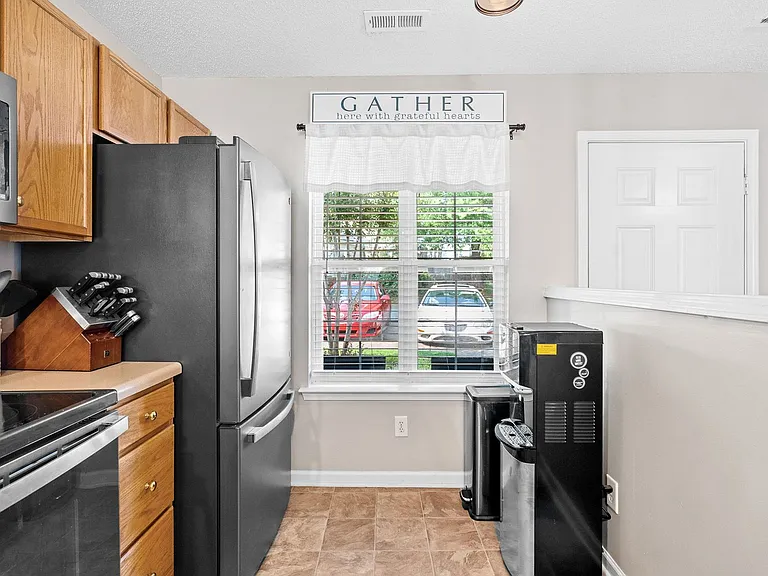 6314 Inkberry Dr — Photo 7
