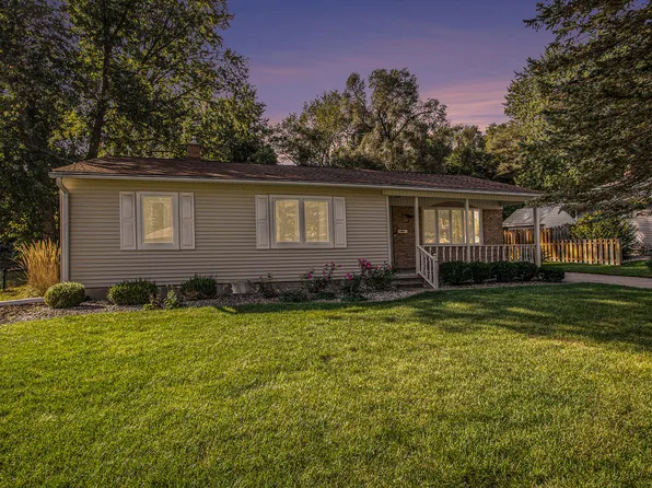 210 Briarhill Dr, Battle Creek, MI 49015