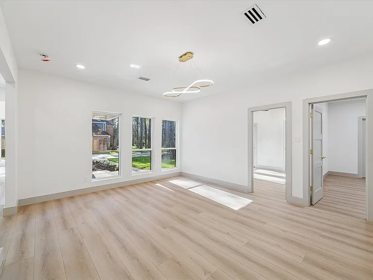2306 Mill Lake Dr — Photo 22
