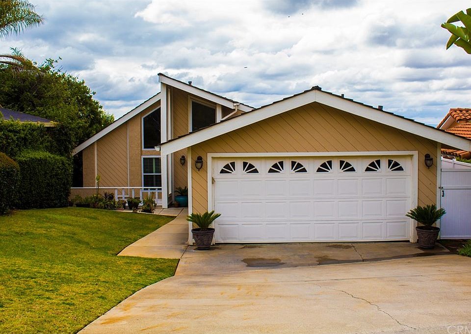 1st image of 12126 Norino Dr