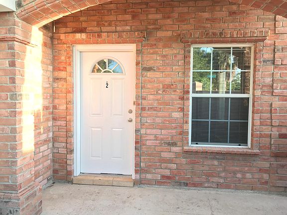 3rd image of 2022 La Cantera St
