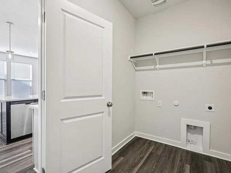 2337 Moon Tower Trl — Photo 17