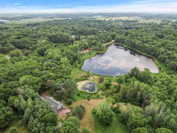 8140 Lake Elmo Ave N, Stillwater, MN 55082